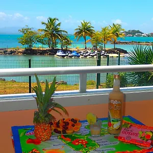 Sur La Gosier Yuc , Le Gosier (Grande-Terre) Guadeloupe